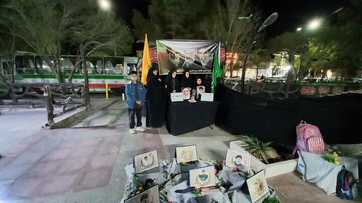 تصاویر/ فعالیت موکب فرهنگی مدرسه علمیه فاطمه الزهرا البتول(س) کشکوئیه در تجمعات شبانه