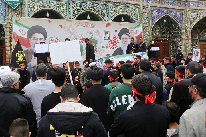 تصاویر/ مراسم تشییع شهید دانش آموز محمد حسین دهقان