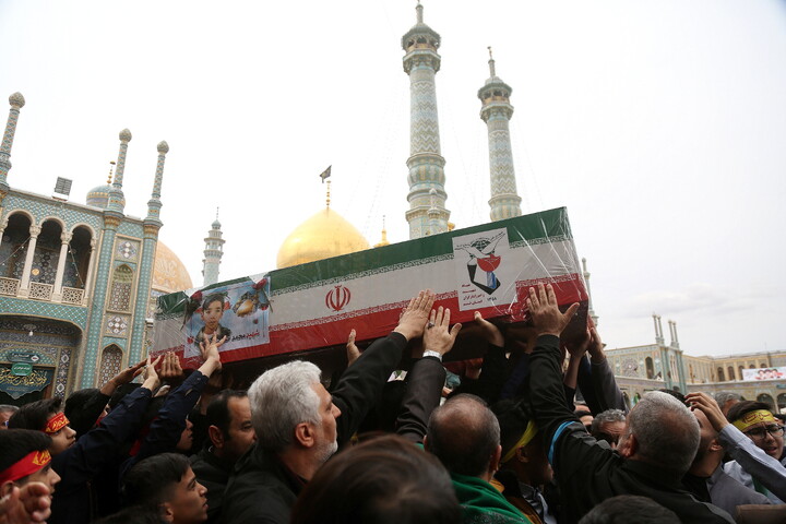 تصاویر/ مراسم تشییع شهید دانش آموز محمد حسین دهقان