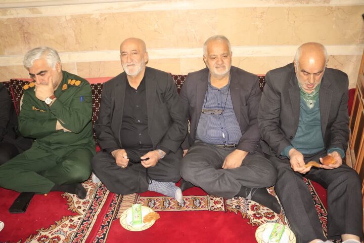 بزرگداشت رهبر شهید و دکتر علی لاریجانی