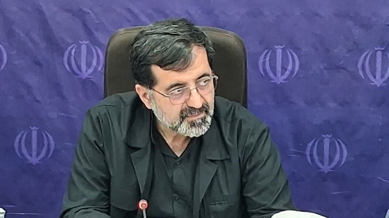قدردانی میدانی استاندار قم؛ پایداری برق مرهون تلاش شبانه‌روزی کارکنان است