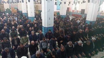 تصاویر/ نماز عبادی سیاسی جمعه بخش کویرات