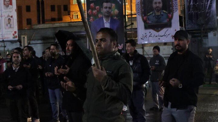 تصاویر/ راهپیمایی باشکوه مردم باقرشهر زیر بارش باران
