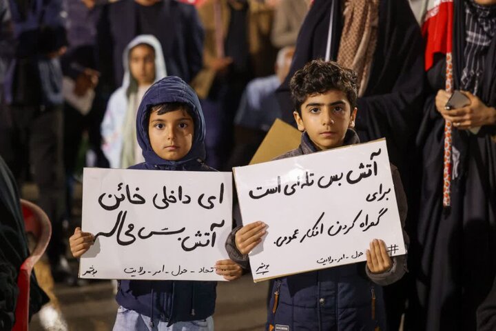تصاویر/ تجمع مردمی بوشهری‌ها در حمایت از نظام