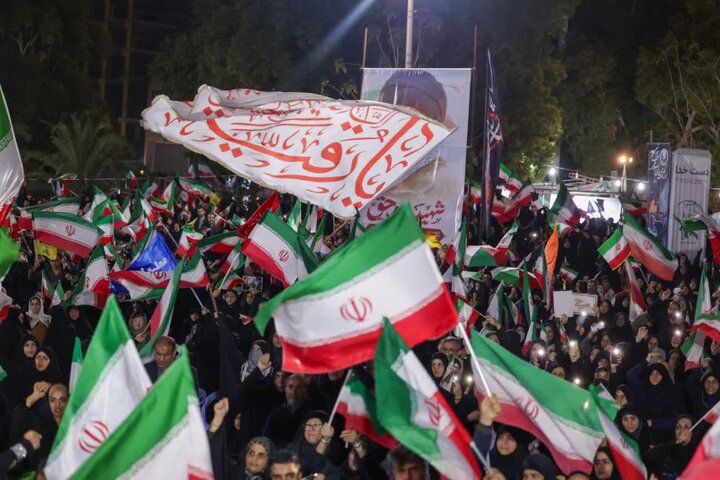 تصاویر/ تجمع مردمی بوشهری‌ها در حمایت از نظام