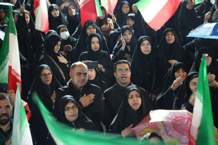 تصاویر/ باران هم حریفِ غیرت اهالی دارالشهدا نشد