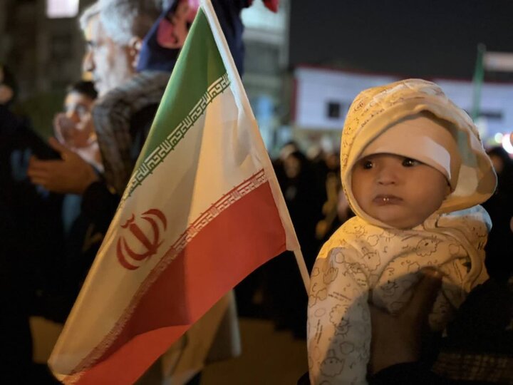 تصاویر/ لحظاتی خاص از حضور پرشور محله تهران نو