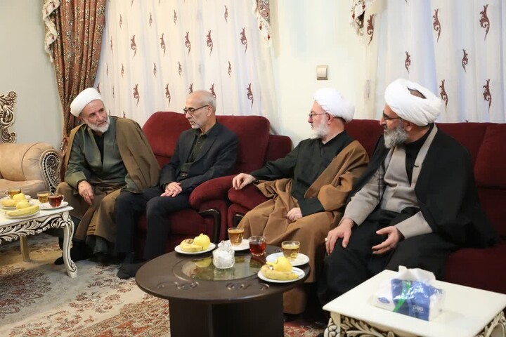 تصاویر/ دیدار با خانواده شهید «حسن محمدی» در شاهرود