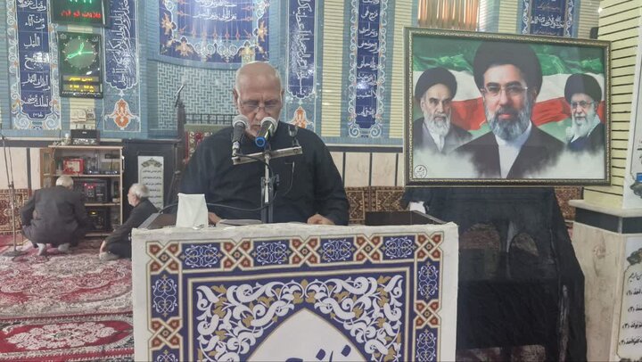 تصاویر/ اقامه نماز جمعه پلدشت