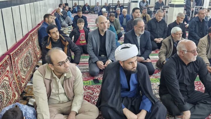تصاویر/ اقامه نماز جمعه پلدشت