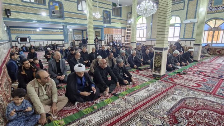 تصاویر/ اقامه نماز جمعه پلدشت