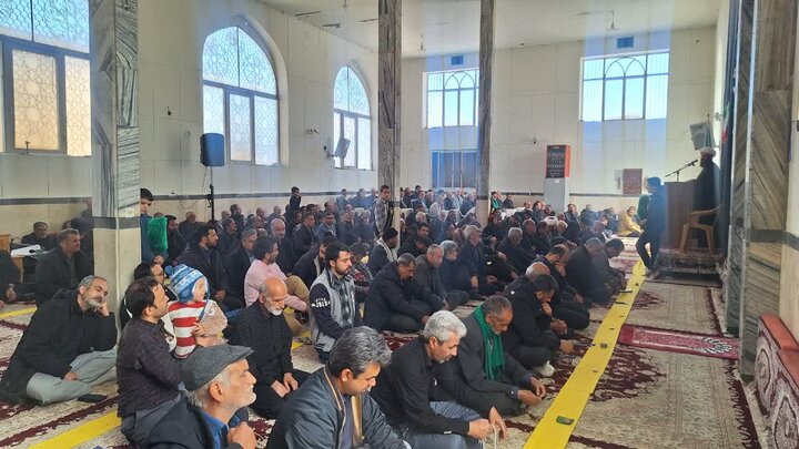 تصاویر/ نماز عبادی سیاسی جمعه قمصر