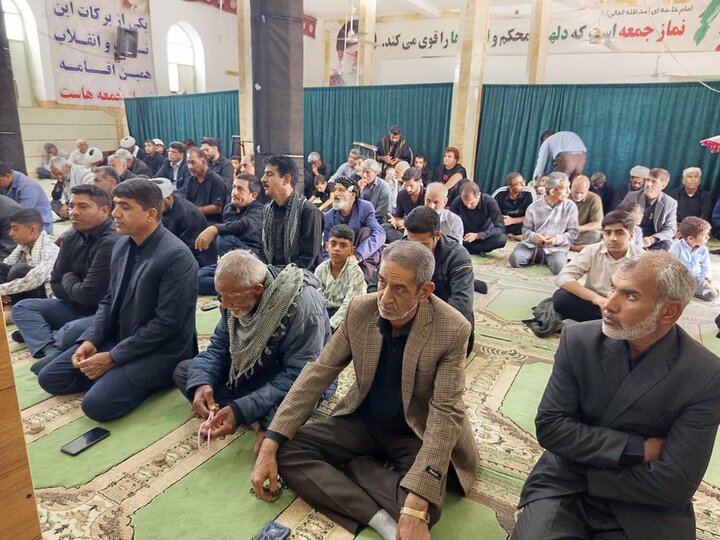 تصاویر/ اقامه نماز جمعه در شهر بلوک