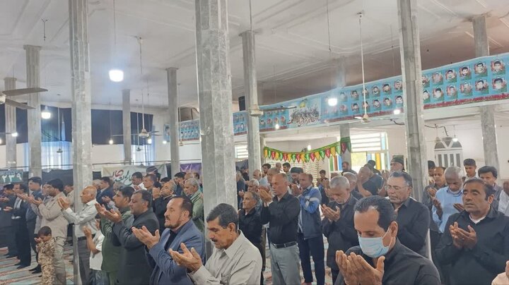 تصاویر/ اقامه نماز جمعه در شهر نودژ