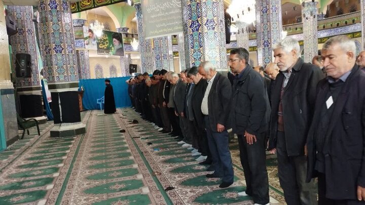 تصاویر/ اقامه نماز جمعه در شهر کوهبنان