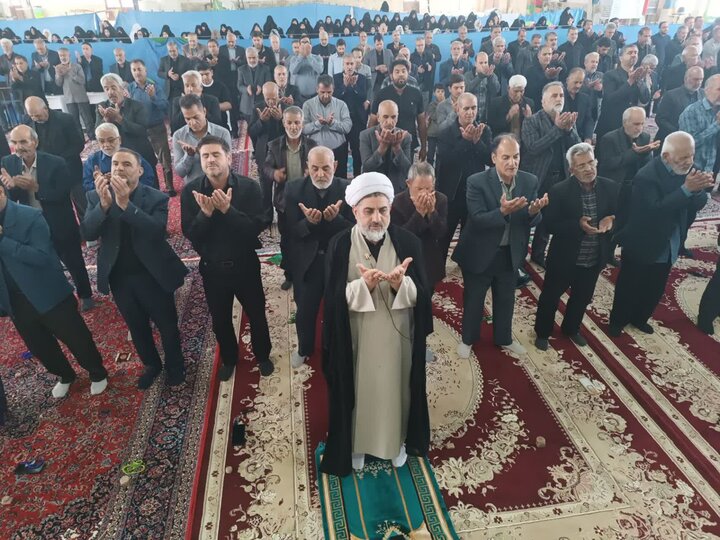 تصاویر/ اقامه نماز جمعه در شهر صفائیه