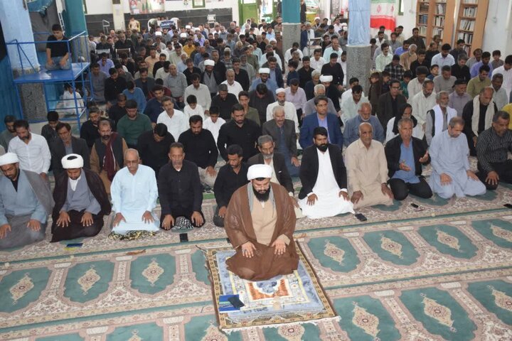 تصاویر/ اقامه نماز جمعه در شهر ریگان