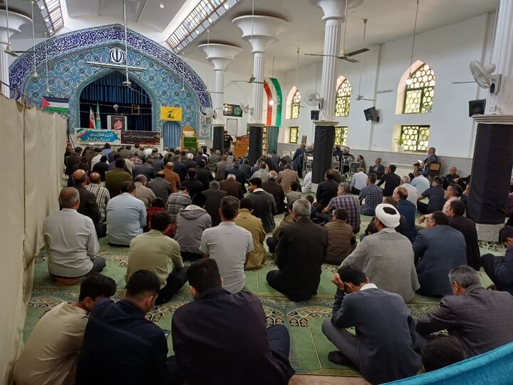 تصاویر/ اقامه نماز جمعه در امین‌شهر
