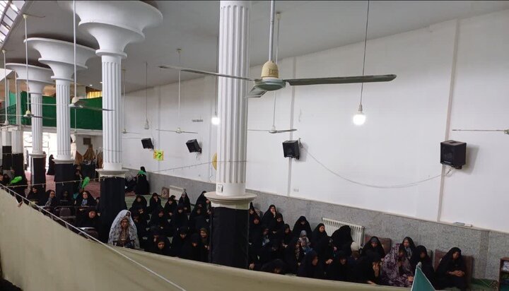 تصاویر/ اقامه نماز جمعه در امین‌شهر