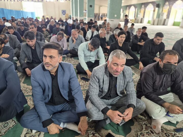 تصاویر/ اقامه نماز جمعه در شهر عنبرآباد