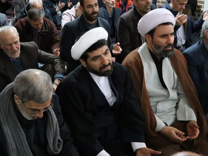 تصاویر/ اقامه نماز جمعه تکاب