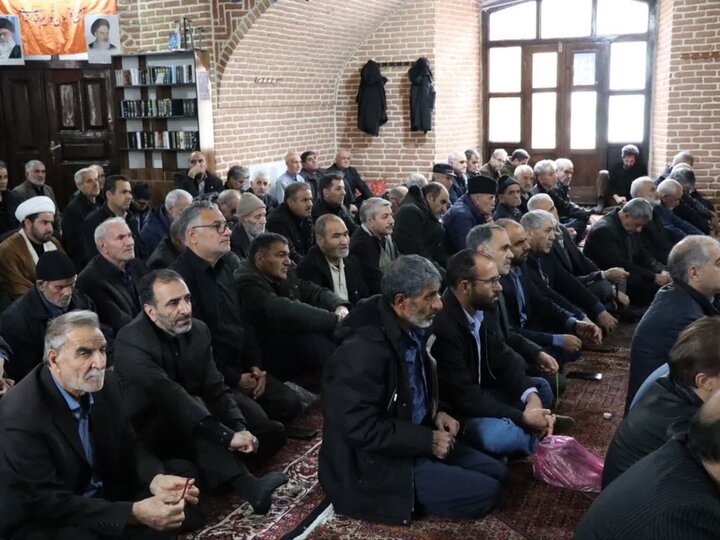 تصاویر/ اقامه نماز جمعه تکاب