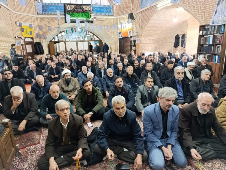 تصاویر/ اقامه نماز جمعه تکاب