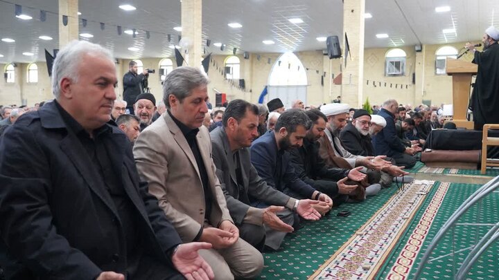 تصاویر/ اقامه نماز جمعه خوی