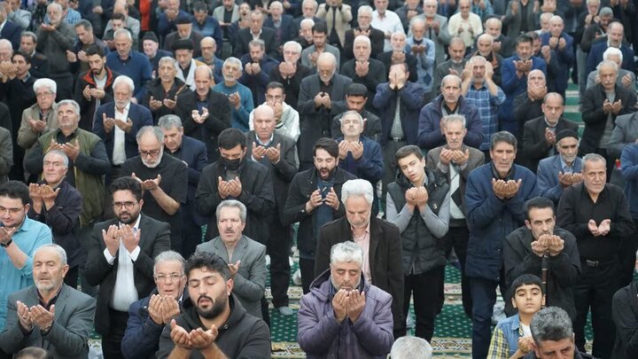 تصاویر/ اقامه نماز جمعه خوی