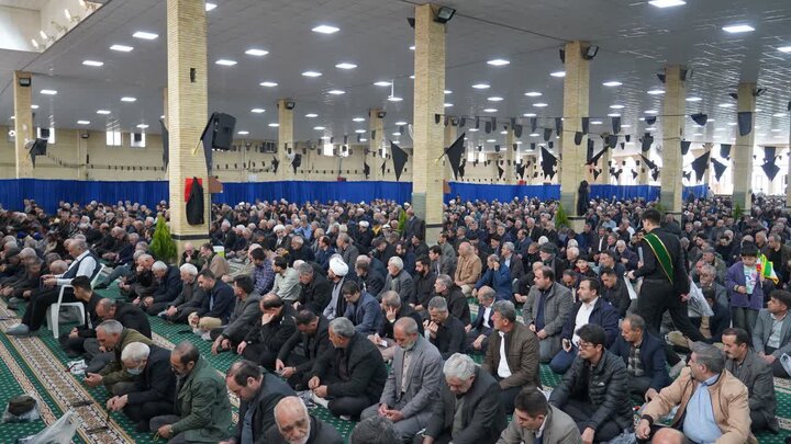 تصاویر/ اقامه نماز جمعه خوی