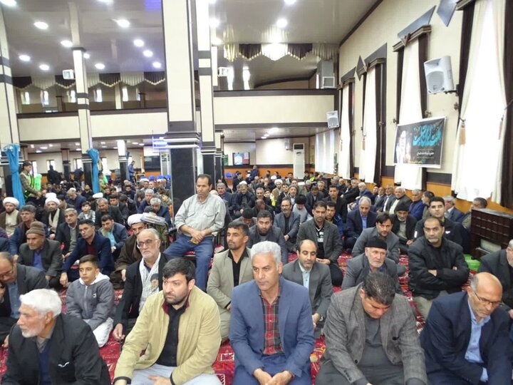 تصاویر/ اقامه نماز جمعه چهاربرج