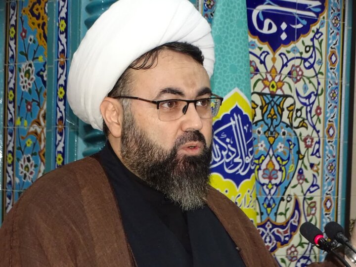 تصاویر/ اقامه نماز جمعه چهاربرج