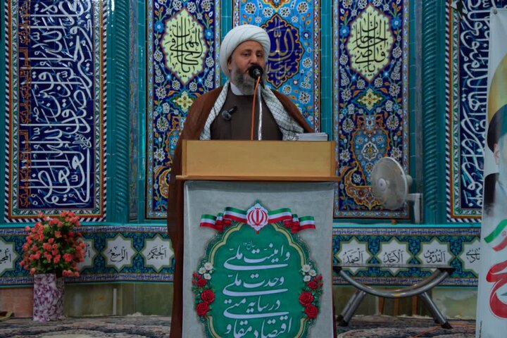 تصاویر/ نمازعبادی سیاسی جمعه آران وبیدگل