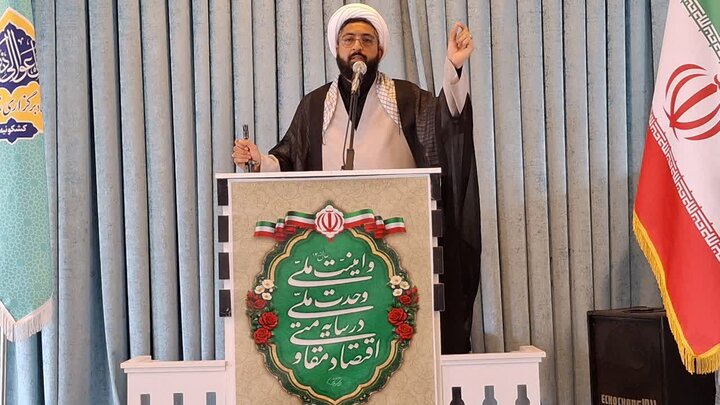 تصاویر/ اقامه نماز جمعه در شهر کشکوئیه