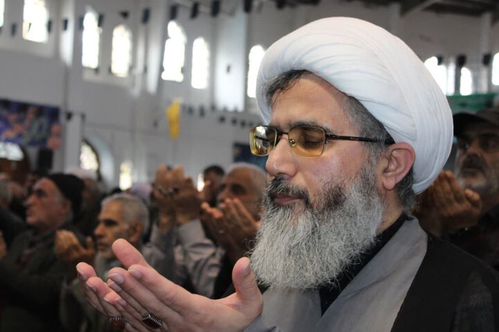 اولین نماز جمعه شهرستان آمل