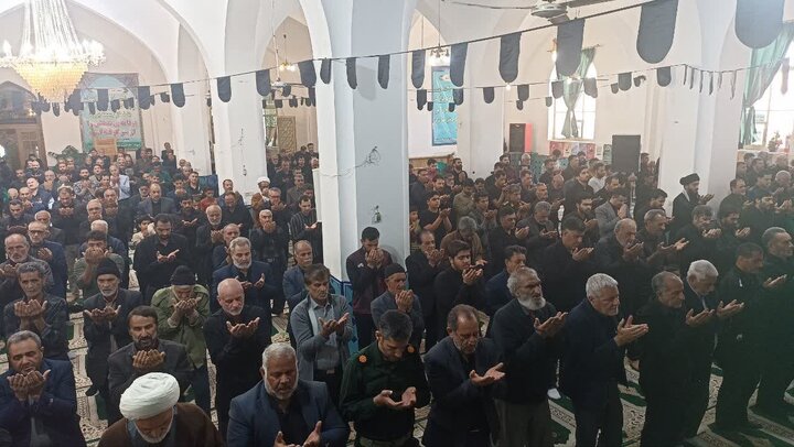 تصاویر/ نمازعبادی سیاسی جمعه بخش کویرات