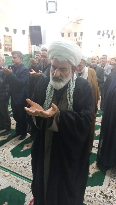 تصاویر/ نمازعبادی سیاسی جمعه بخش کویرات