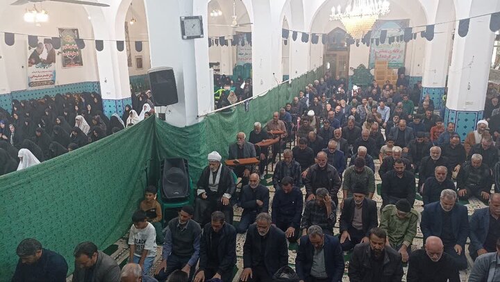 تصاویر/ نمازعبادی سیاسی جمعه بخش کویرات