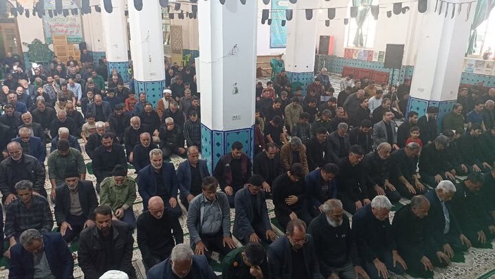 تصاویر/ نمازعبادی سیاسی جمعه بخش کویرات