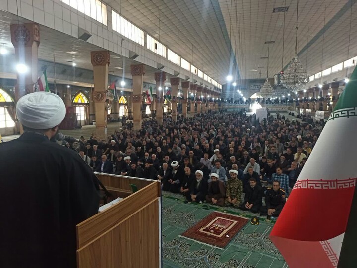 تصاویر/ خطبه‌های دشمن‌شکن و عبادی سیاسی نماز جمعه ۷ فروردین ۱۴۰۵ در مصلی بزرگ امام خمینی (ره) پاکدشت