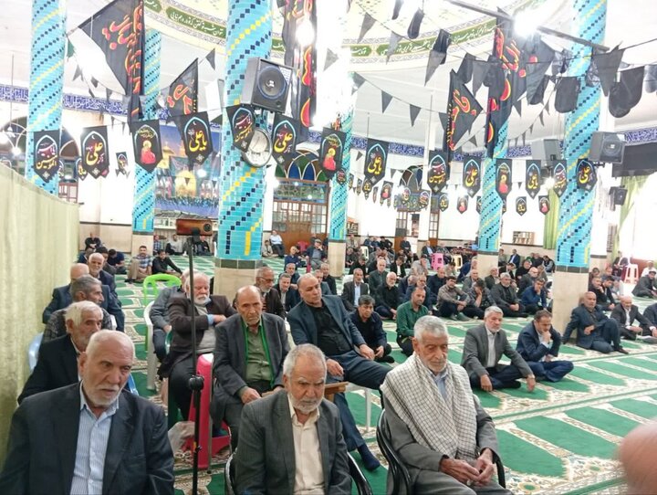 تصاویر/ اقامه نماز جمعه در شهر بهرمان
