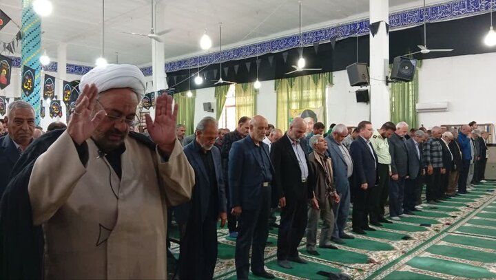 تصاویر/ اقامه نماز جمعه در شهر بهرمان