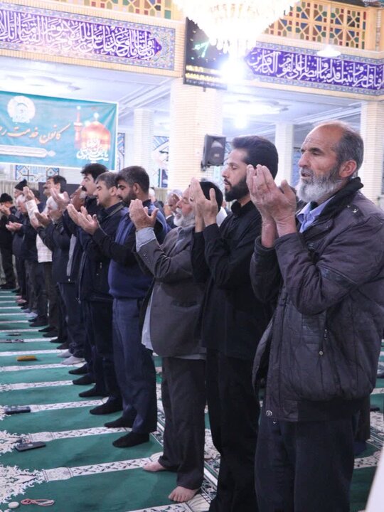 تصاویر/ اقامه نماز جمعه در شهر زیدآباد