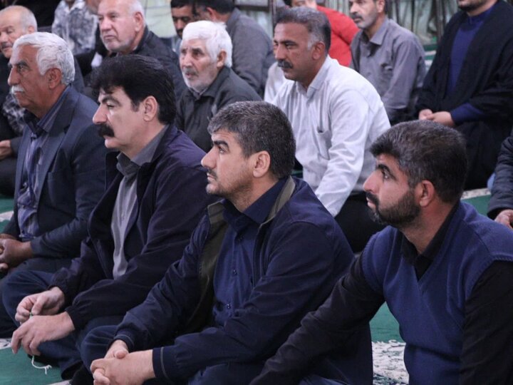 تصاویر/ اقامه نماز جمعه در شهر زیدآباد