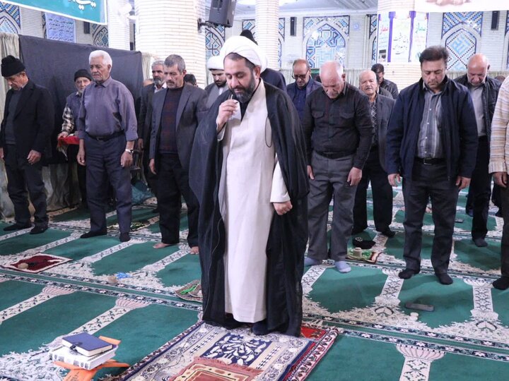 تصاویر/ اقامه نماز جمعه در شهر زیدآباد