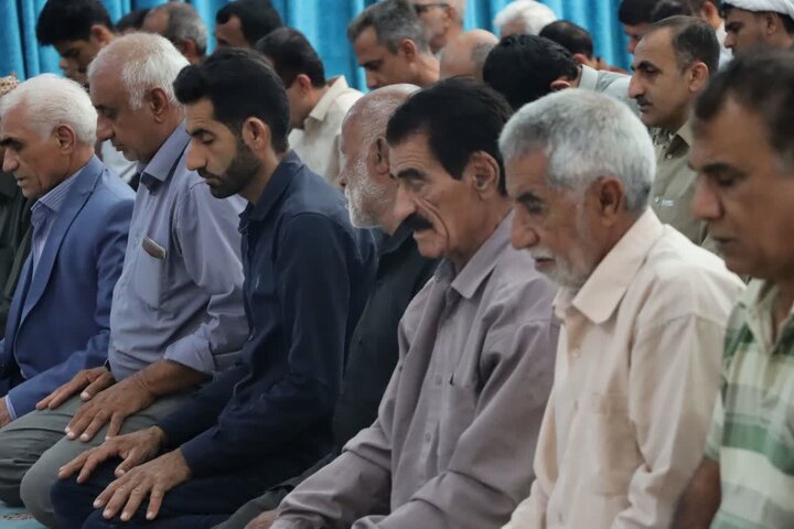 تصاویر/ اقامه نماز جمعه در شهر قلعه گنج