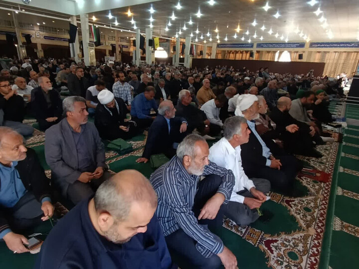 نماز جمعه بوشهر به روایت تصویر