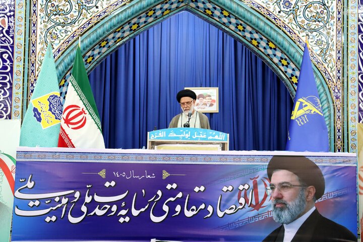 اولین نمازجمعه سال ۱۴۰۵ بندر دیّر به روایت تصویر