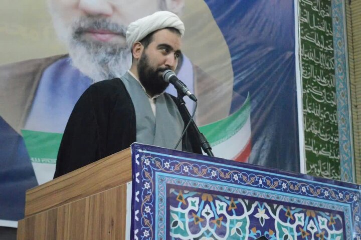تصاویر/ نماز عبادی سیاسی جمعه در پاکدشت