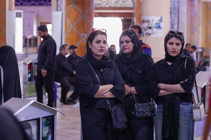 تصاویر/ تشییع پیکر مطهر دو شهید در بوشهر